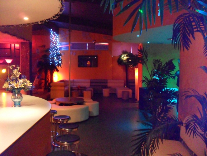 Espace lounge du Loving à Annemasse